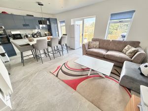 Valley Drive Great Sutton